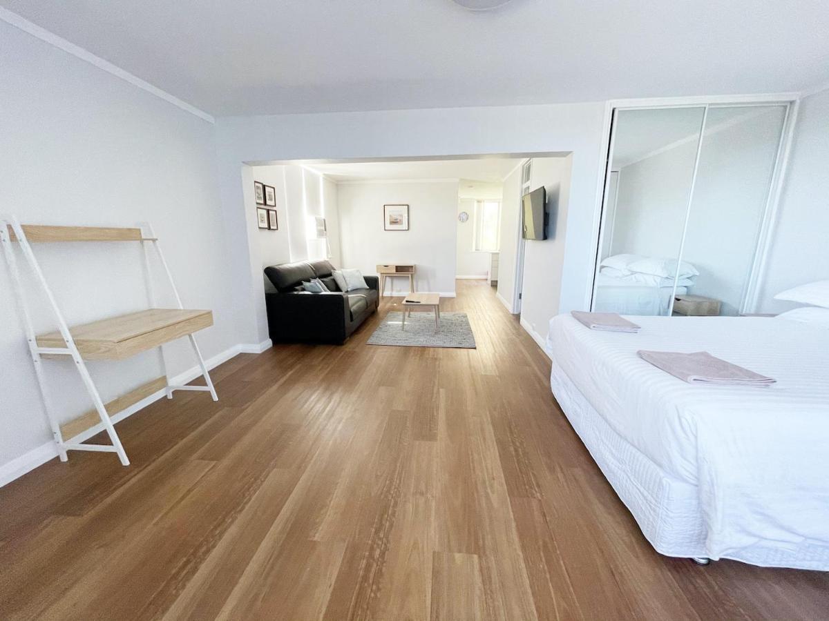 Studio 101 - First Floor Fremantle Studio Apartment Экстерьер фото